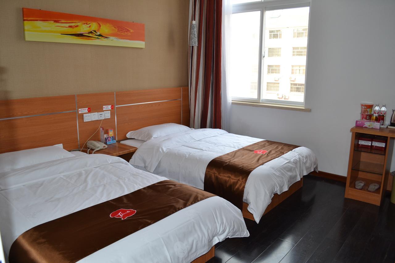 Thank Inn Chain Hotel Zibo Road ตงอิ๋ง ภายนอก รูปภาพ